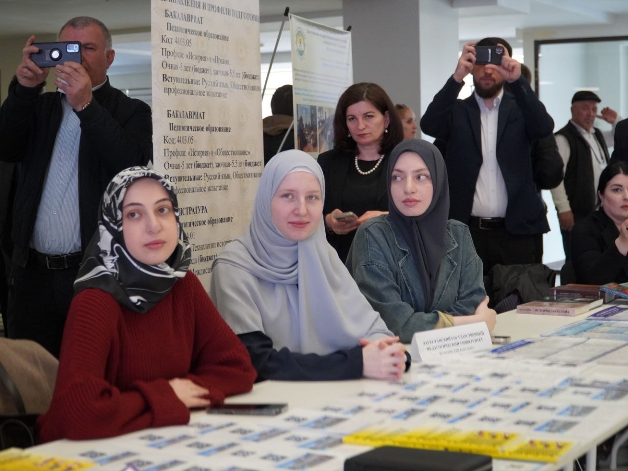 В Махачкале состоялась региональная ярмарка педагогических вакансий